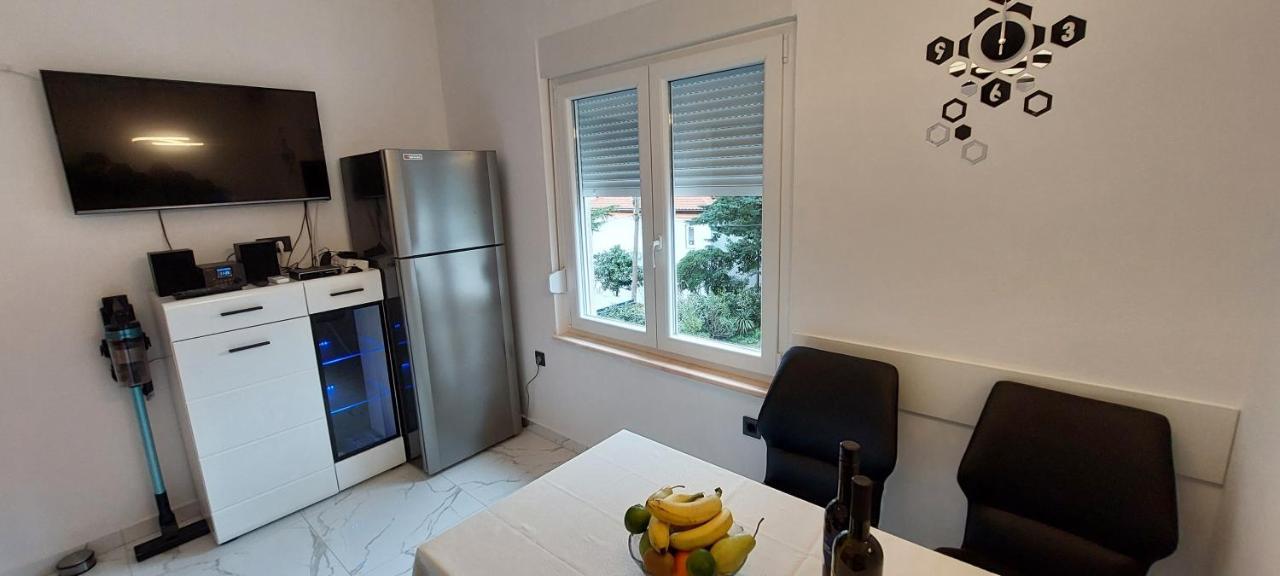 Apartman Perunika سيلتسي المظهر الخارجي الصورة