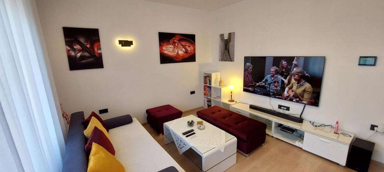 Apartman Perunika سيلتسي المظهر الخارجي الصورة