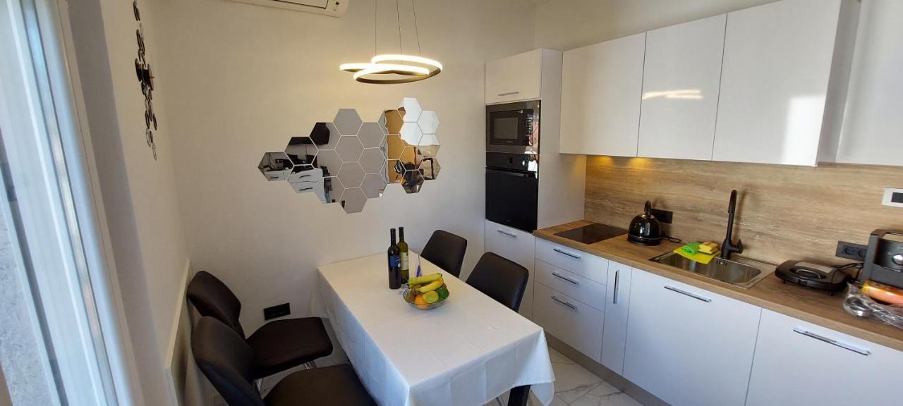 Apartman Perunika سيلتسي المظهر الخارجي الصورة